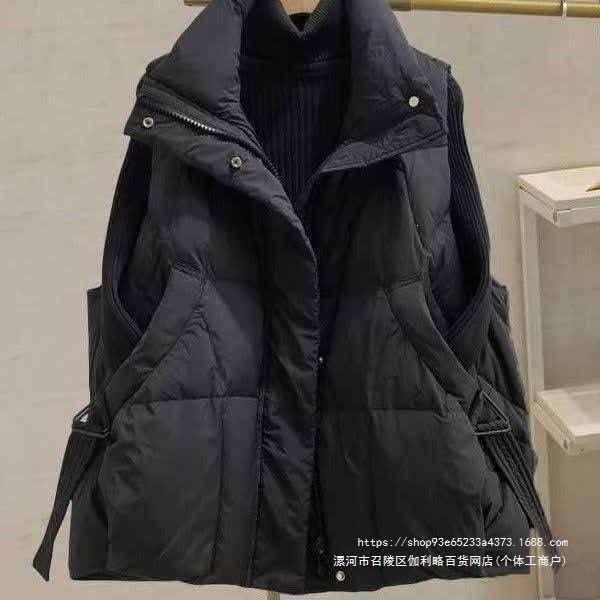 反季大码羽绒棉服马甲女外穿洋气秋冬2026新款坎肩无袖中老年外套