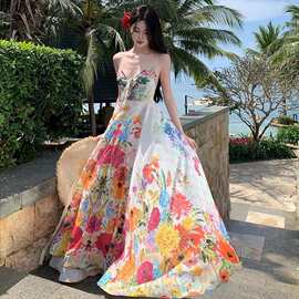 茶歇法式纯欲彩色碎花朵吊带绑带高腰度假连衣裙波西米亚海边长裙