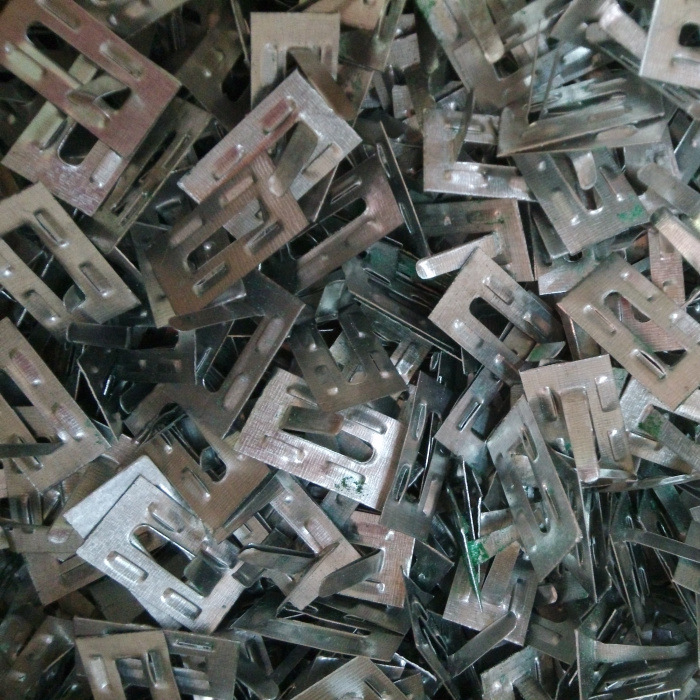 保温钉挂片广泛应用于建筑施工方面，成本低，操作简便!方便易拿