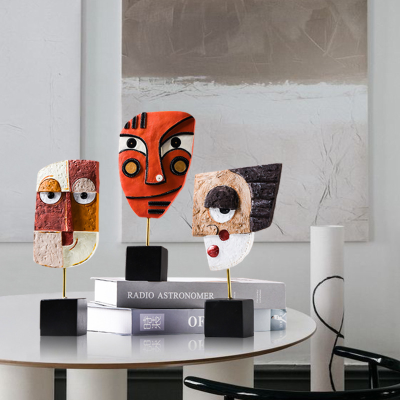 Nordic creative resin crafts home living room decorative ornaments abstract face art wine cabinet tabletop ornaments
