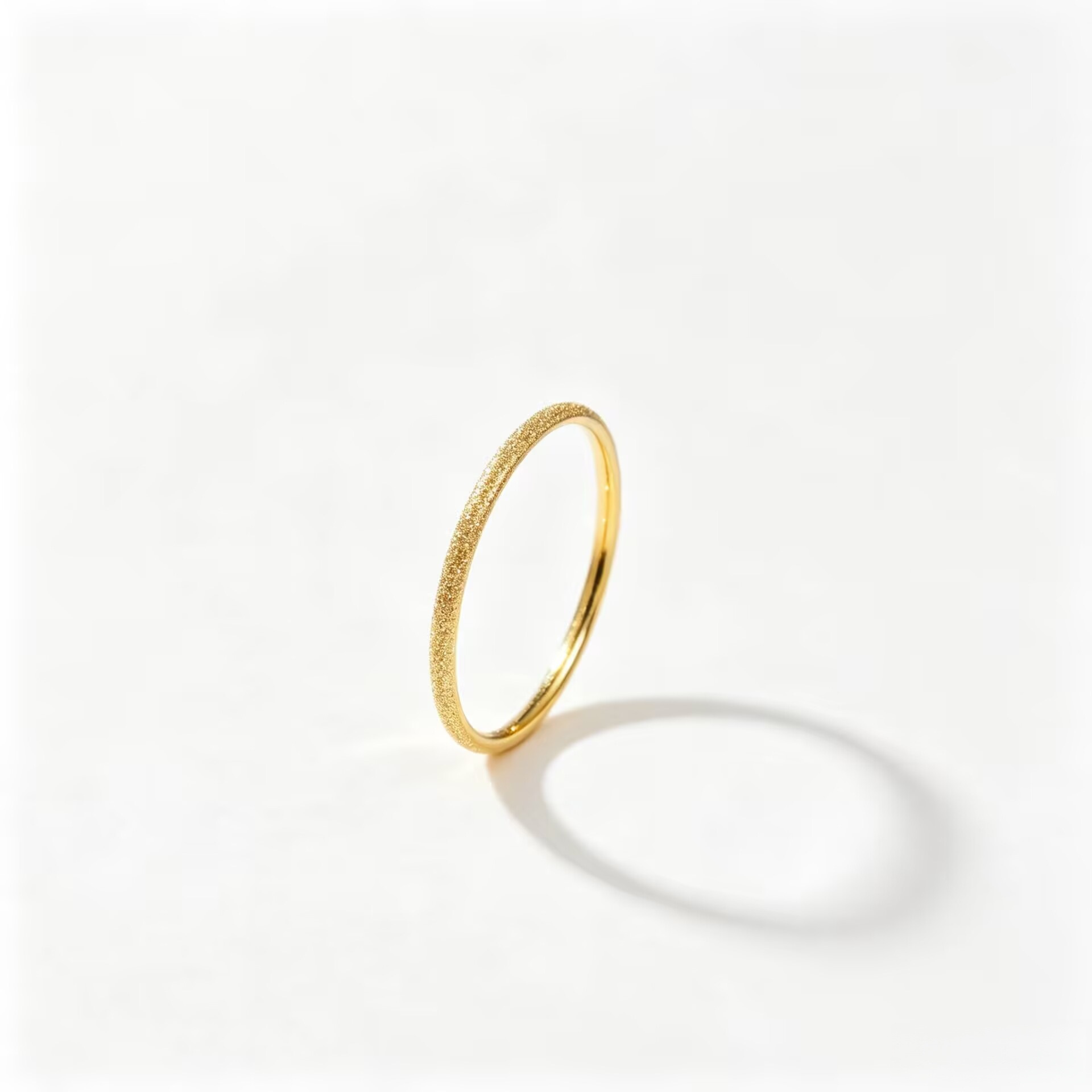 Anillo de Acero Inoxidable con Acabado Esmerilado y Diseño de Estrellas, Estilo Lujoso y Moderno para Mujer, Diseño de Moda, Anillo Sencillo para Parejas image 8