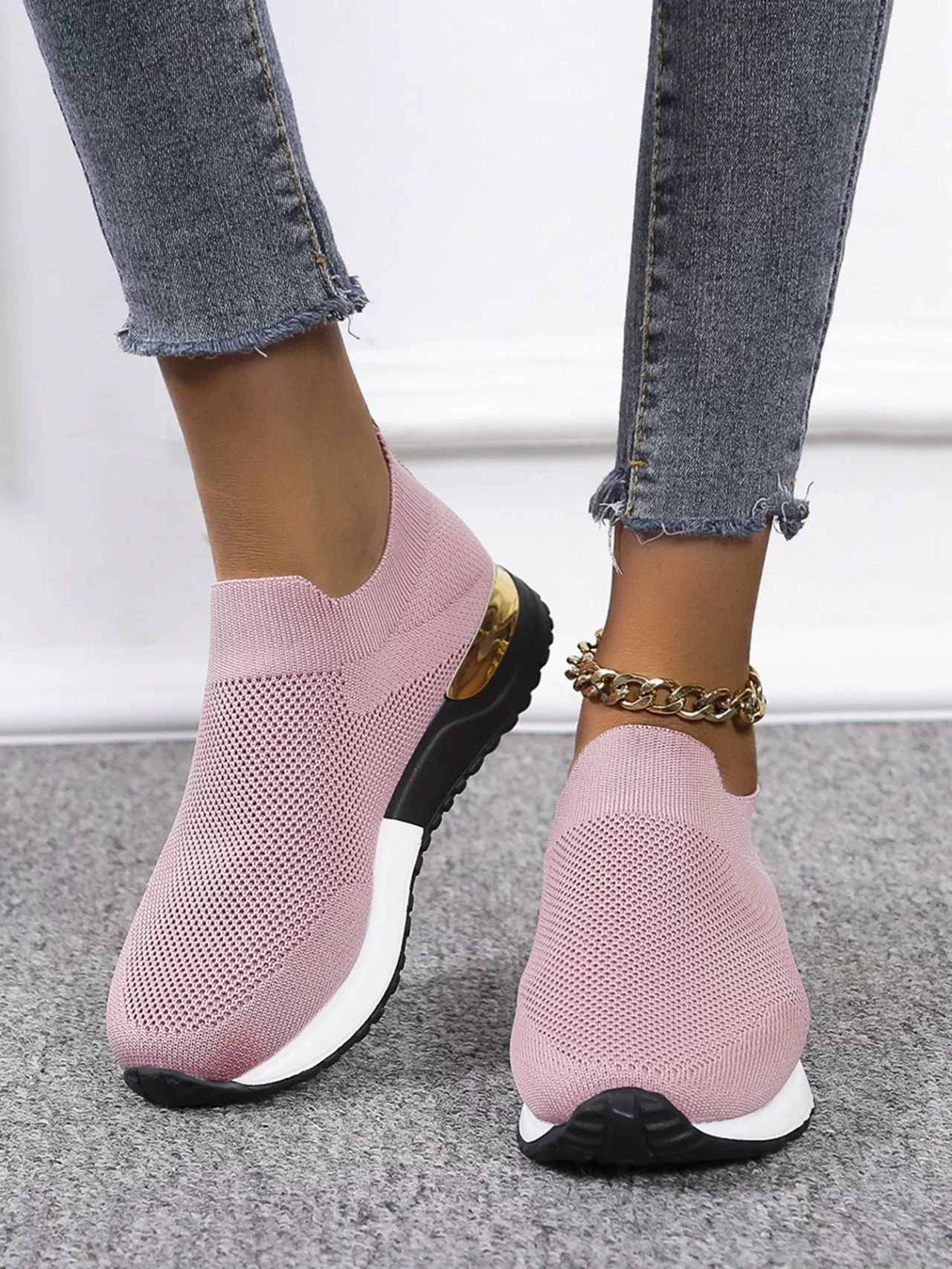 2022 Весна Новая женская обувь больших размеров для внешней торговли, повседневная спортивная стильная легкая дышащая обувь для ног с пайетками, женская