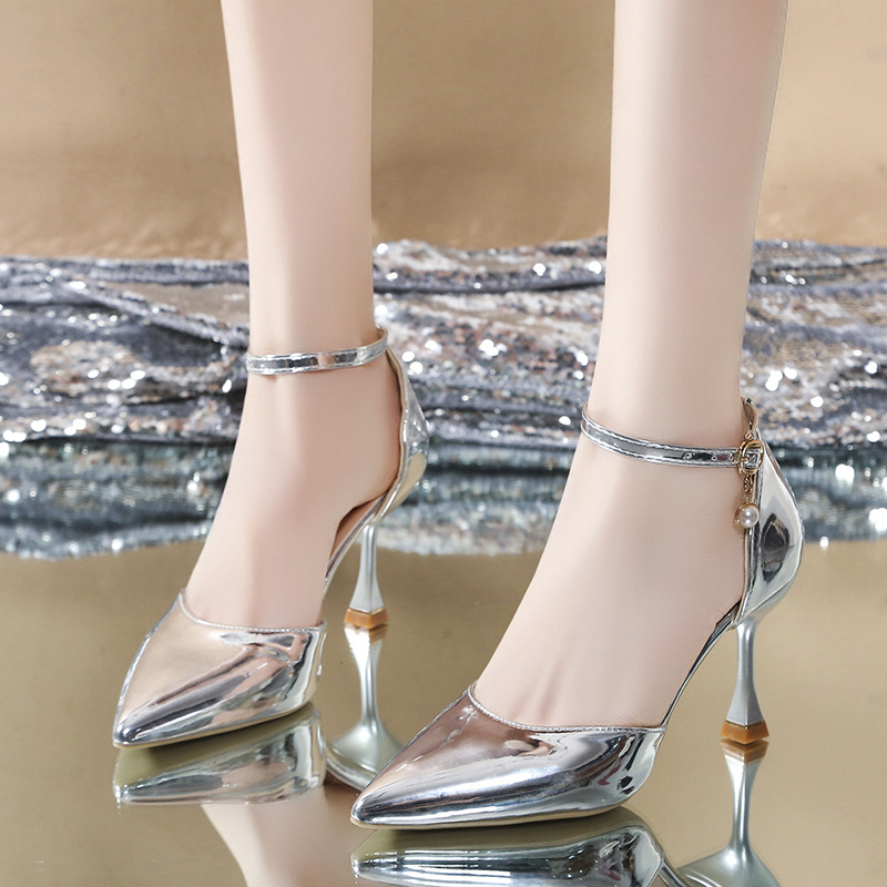 Women's Stiletto Sandals With Hollow Pointed Toe And Buckle Strap_voghion.com
