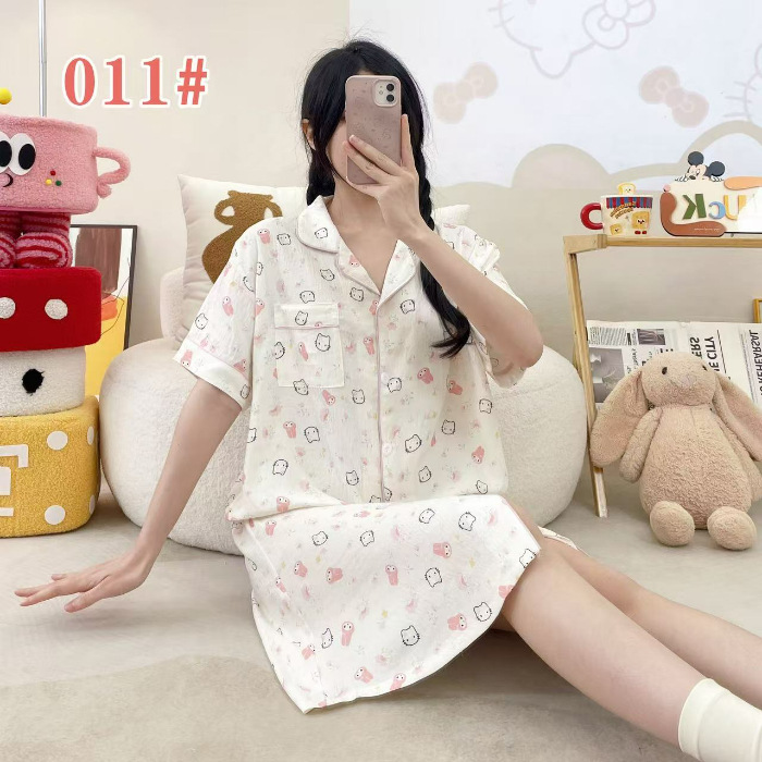 Pijama de verano de manga corta cardigan con solapa impresión de dibujos animados nubes de algodón dulce suelto medio largo vestido transfronterizo