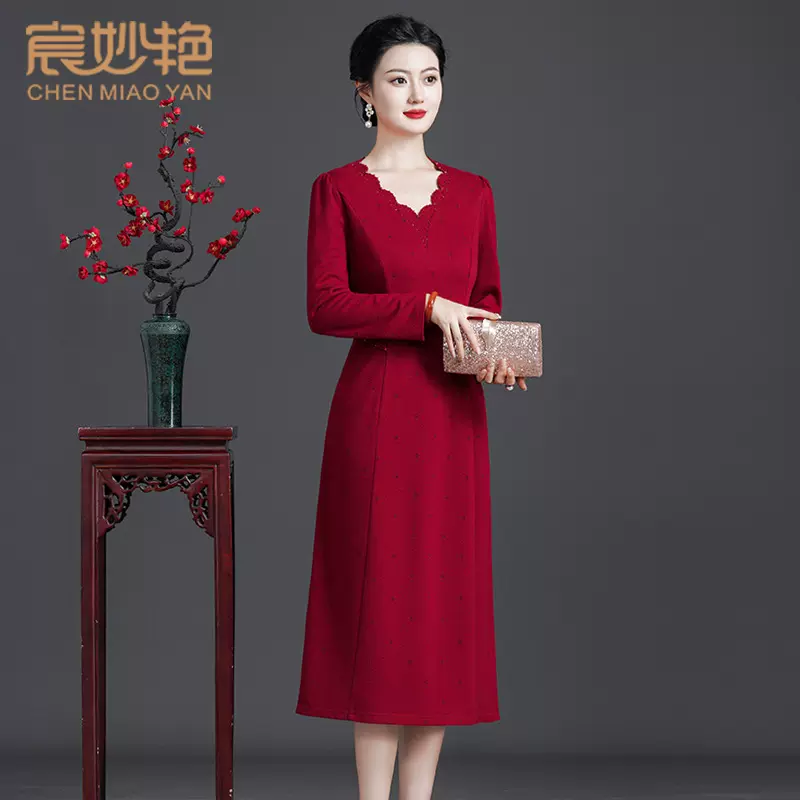 妈妈装2023秋冬新款中老年女装长袖气质高贵毛衣裙羊毛针织连衣裙