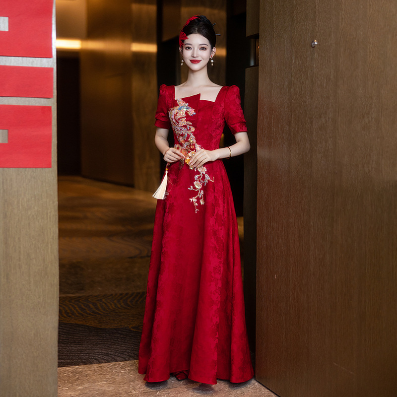 New Chinese-Style Burgundy Bridal Toast Dress 2026 New Engagement Evening Gown Long Dress for Women