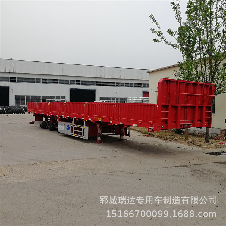 2023年13米栏板半挂车图片价格 整车轻配置及出口