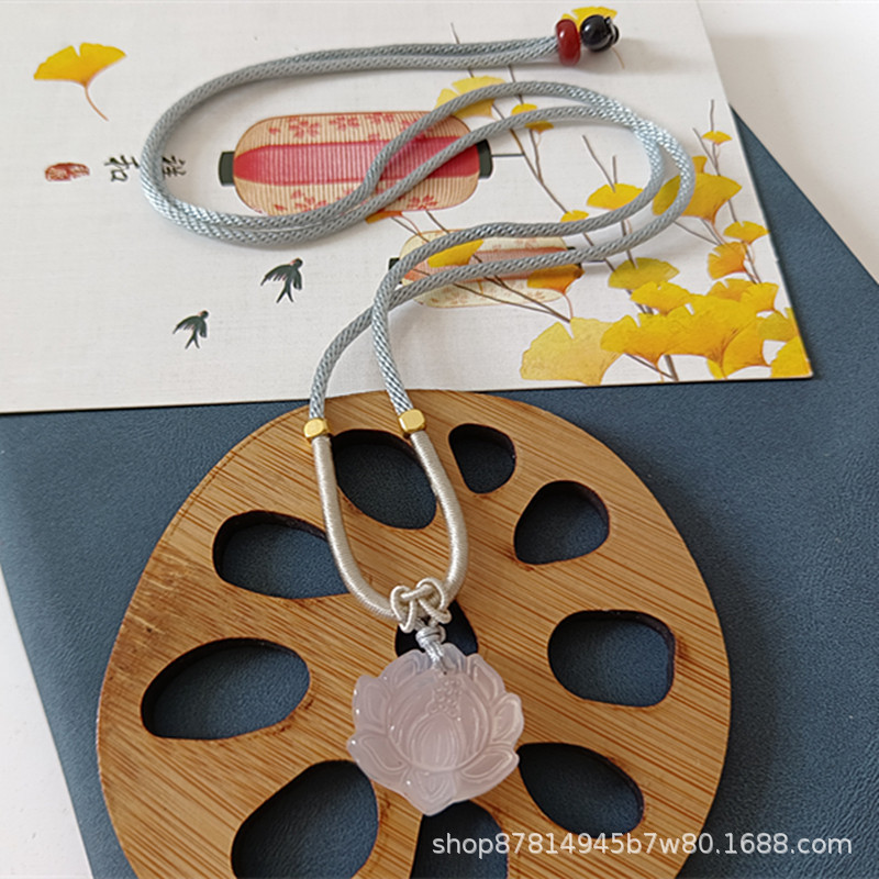 라이트 블루 로프가있는 로터스 (21*20mm)