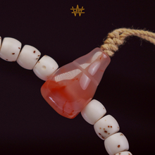 ��Ȼ���h�����ϼtһ�w��ͨ���^���½���������������ִ�������b