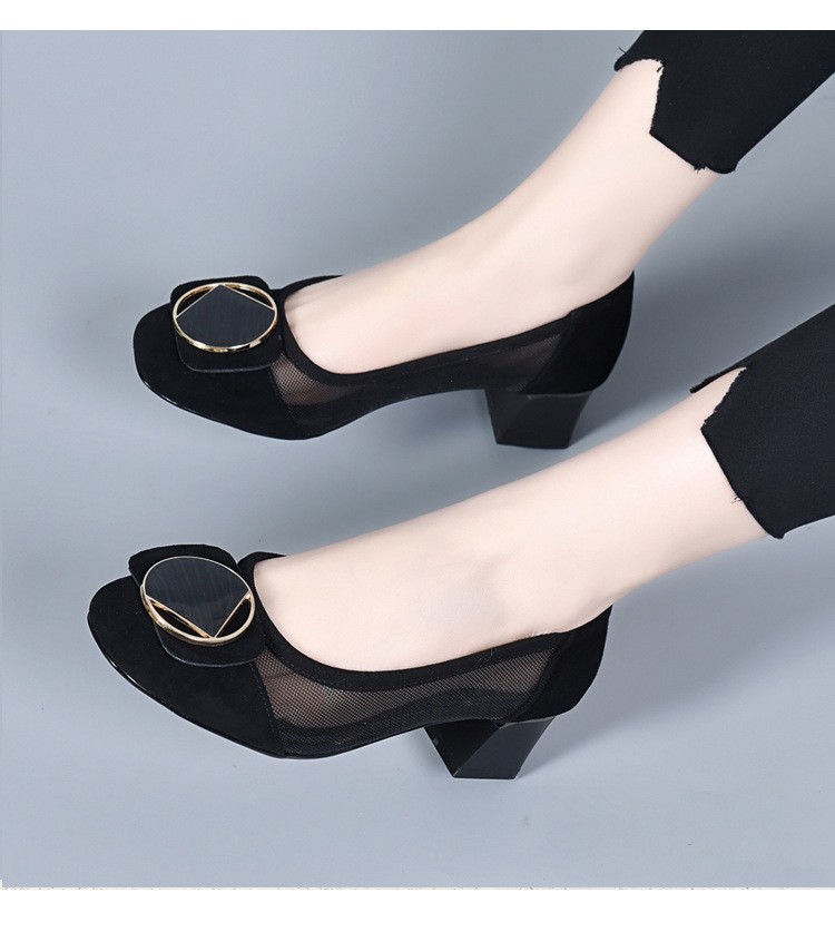 Sandal nữ quai chữ V đế mềm gót thấp 2.5 cm, chất liệu da thật lưới thoáng khí — Gót đen cao 2.5 cm chi tiết 13