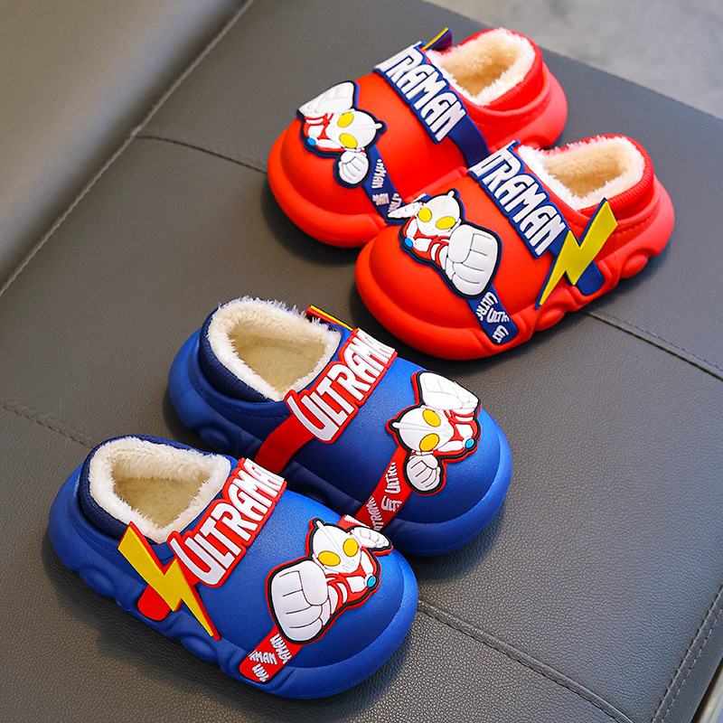 Zapatillas de algodón de invierno para niños, niños, calentamiento impermeable, ropa exterior antideslizante, bolsas de bebés, zapatos de talón de algodón para niños pequeños y medianos