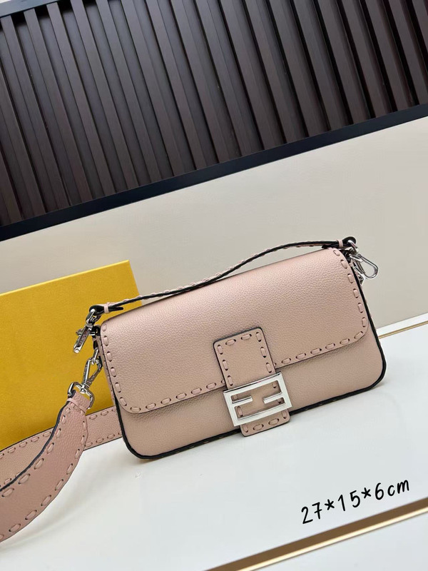 F ファミリーバッグ 本革 ニッチ レトロ バゲットバッグ レディース ショルダー クロスボディバッグ 高級フレンチ脇バッグ|undefined