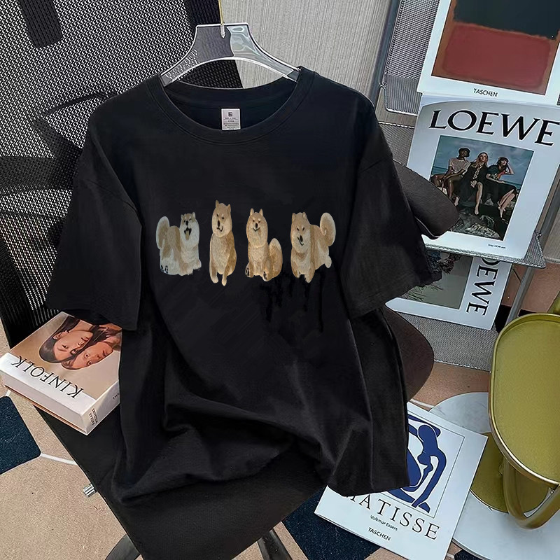 검은 강아지 네 마리