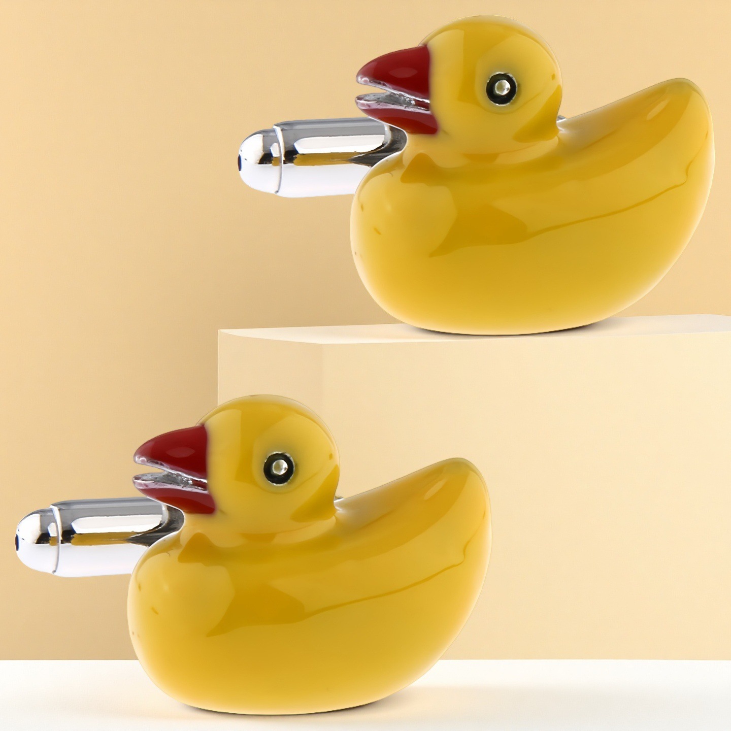 Factory Direct Cute Big Yellow Duck Fun Styling Men/Women French Shirt Cufflinks High Quality Cuffpins