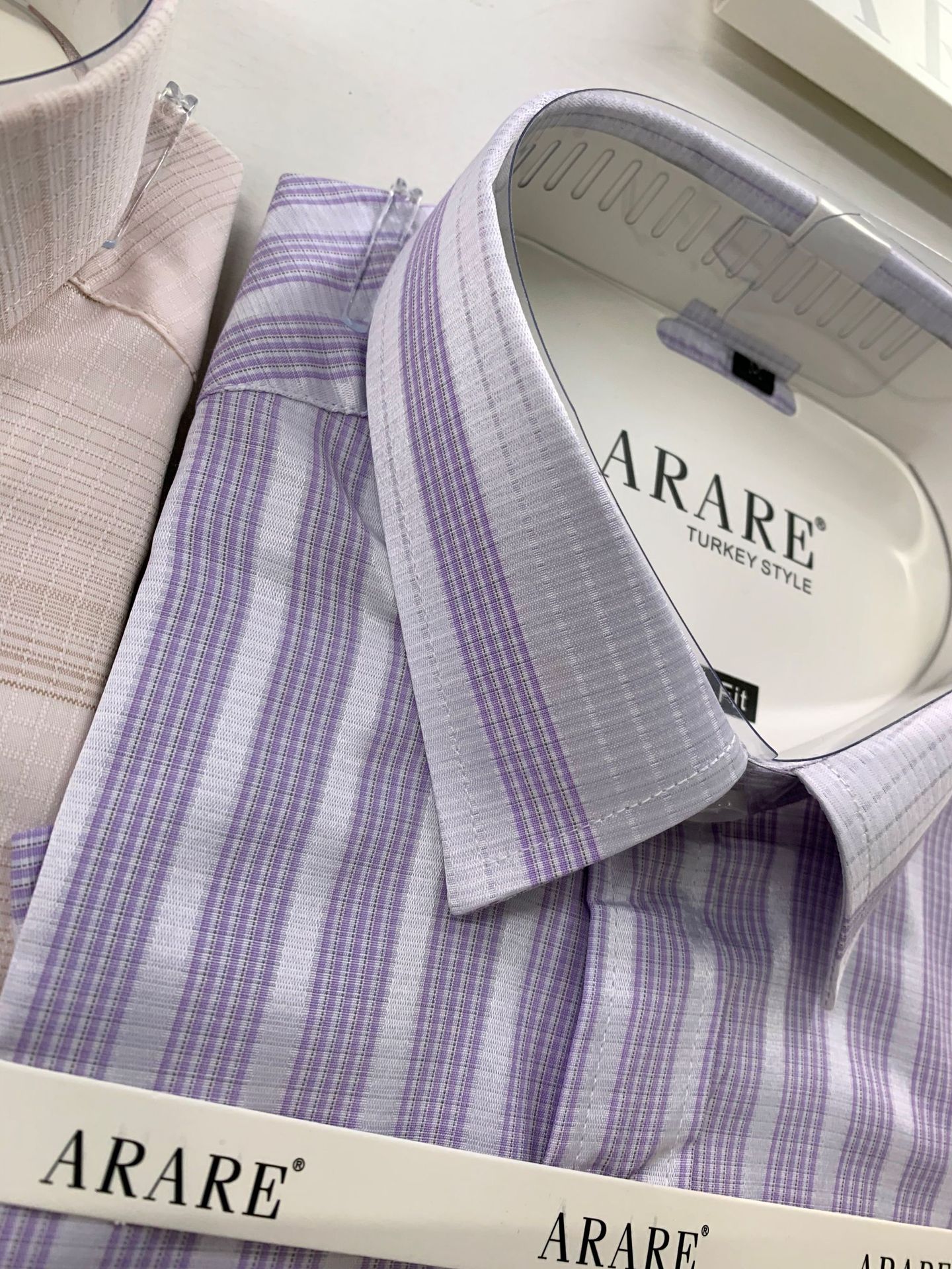 Men's Long Sleeved Solid Color Cardigan Shirt Basic Elegant Style Single Breasted Polyester Casual Shirt_viptrois.com