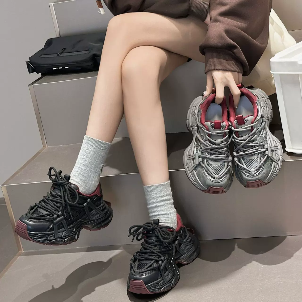 秋冬复古老爹鞋女款显脚小2024新款厚底增高百搭小众休闲运动鞋潮
