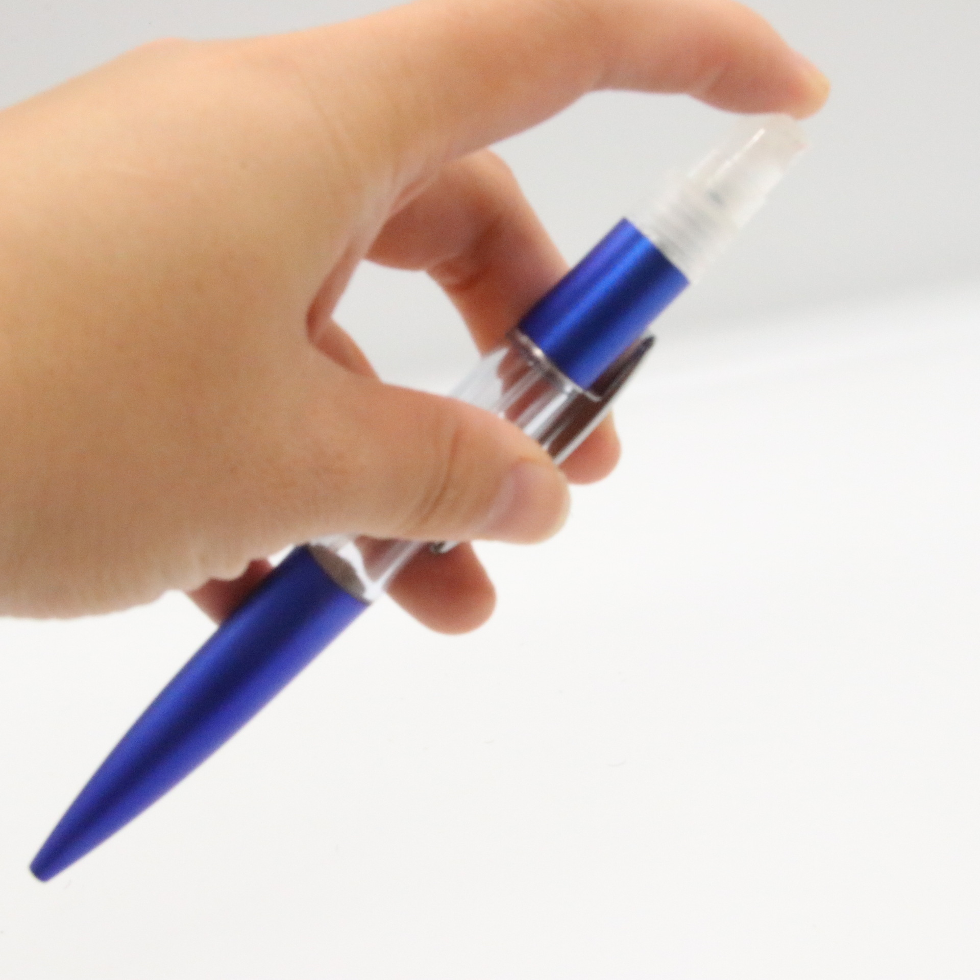 Pluma de aerosol de plástico de 5ml pluma de perfume de gran capacidad botella de perfume de botella de perfume Promoción de publicidad bolígrafo