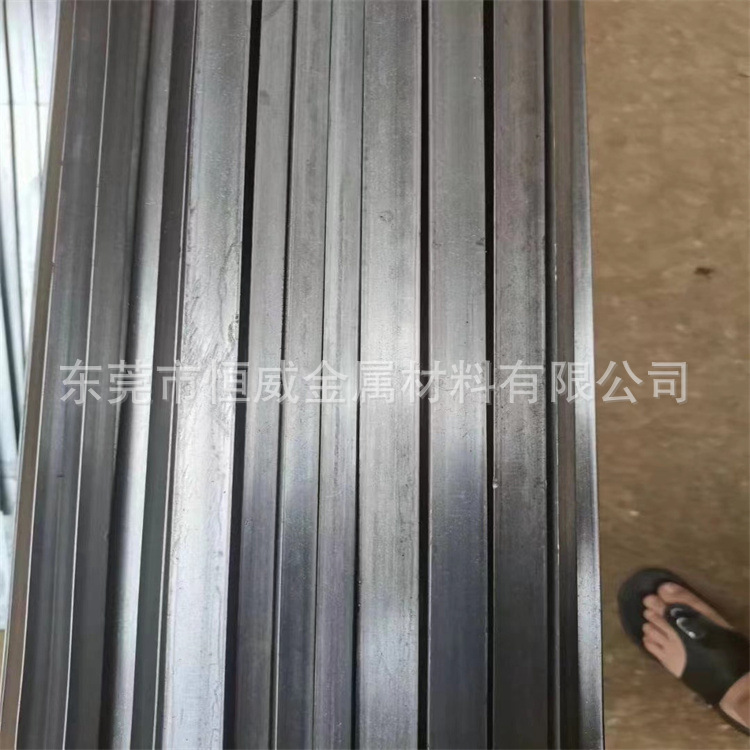 冷拉扁铁 热轧Q235B方钢切料现货供应规格齐全扁钢批发价格优惠