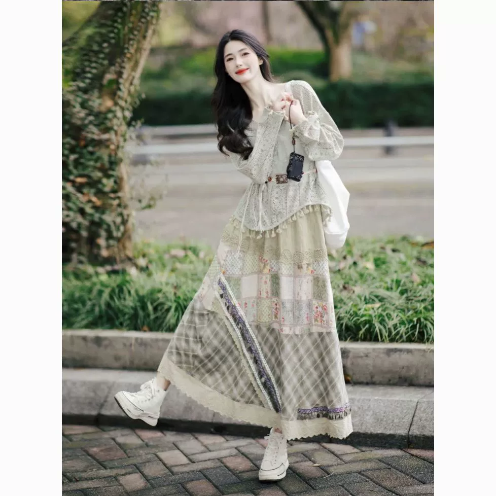 Женский костюм для отдыха и путешествий, весенне-осенний вязаный топ с вырезами в этническом стиле, клетчатая юбка с вышивкой, комплект из двух предметов