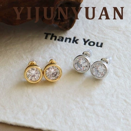 耳环;项链;耳钉