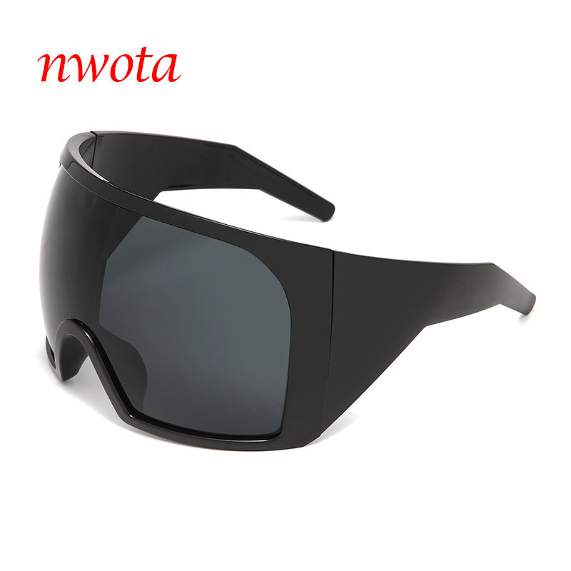You, me and him new super large personalized sunglasses European and American fashion men and women outdoor riding future style sunglasses