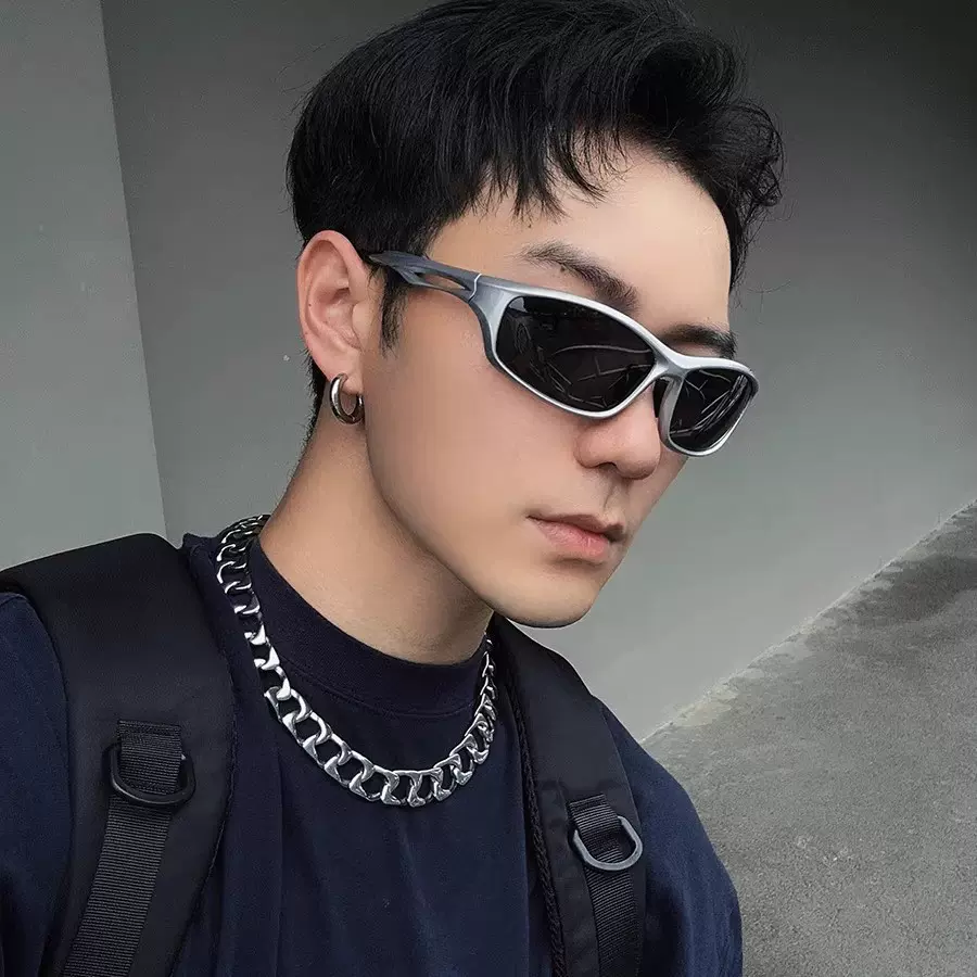 墨镜黑色户外防紫外线运动遮阳防晒欧美潮款男士骑行防风太阳眼镜