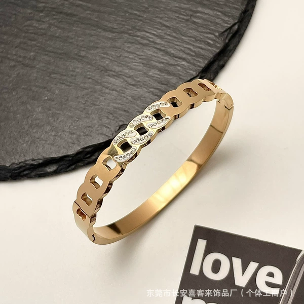 Z119 Three C Rose Gold