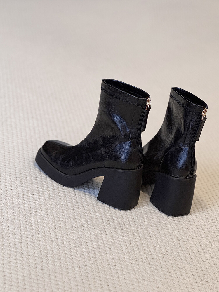 Black velvet