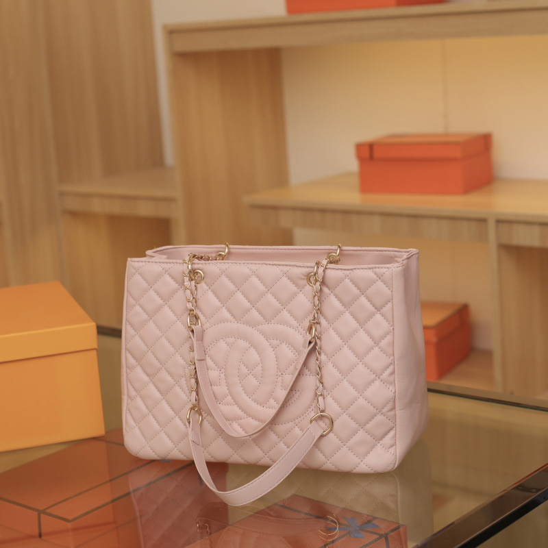 Bolso de axila de un solo hombro de todo fósforo de moda Bolso Tote con nuevas letras Bolso de hombro con cadena de gran capacidad Bolso grande con cadena de diamantes