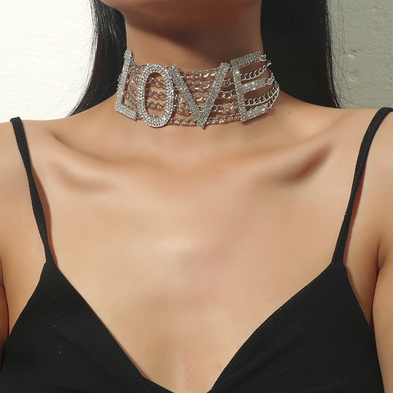 Fashion Letter Copper Inlay Rhinestones Choker 1 Piece
