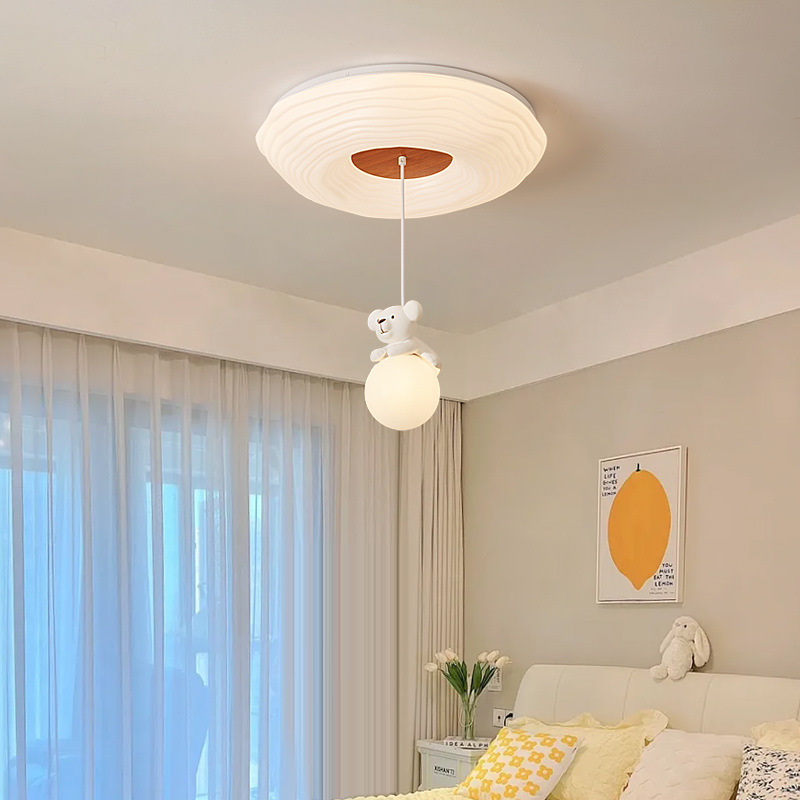 Lámpara de techo de la habitación de los niños, minimalista moderna 2025, nueva caricatura creativa, linda lámpara de dormitorio de oso, lámpara de habitación