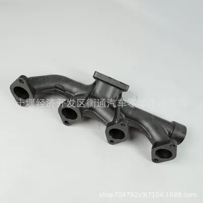 Exhaust Manifold – Exhaust manifold