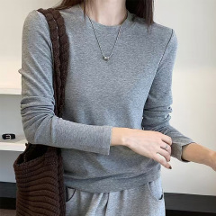 简约别致修身显瘦纯色设计感打底衫女秋新款休闲百搭德绒保暖内搭