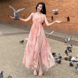 海边温柔系穿搭海南三亚度假沙滩裙子气质超仙拖尾长裙