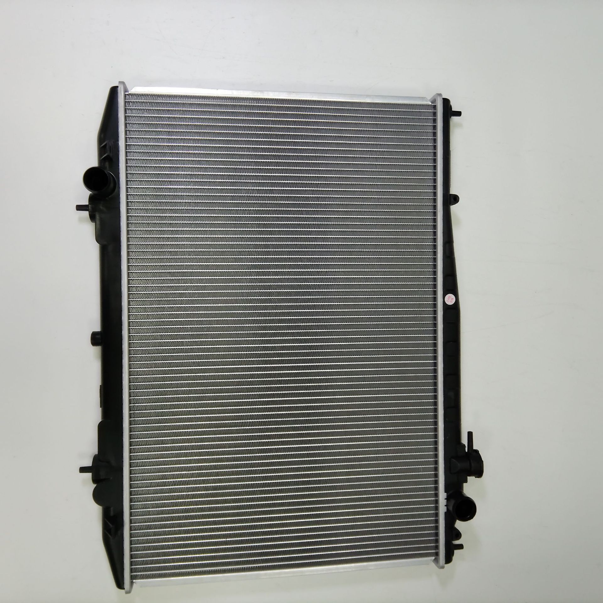 Suitable for 2001-2013 Nissan D22 Pickup 2.4L Radiator Water Tank Model 21410-3S110