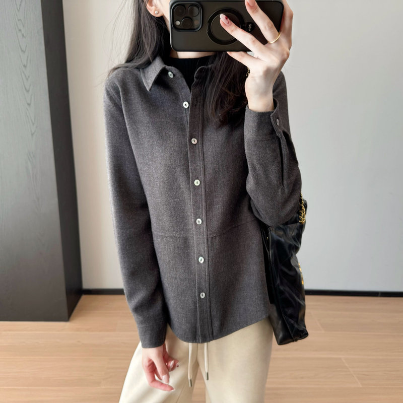 Exquisite Old Money Style! Classic Turn-Down Collar Single-Breasted Shell Button Loose Long-Sleeve Wool Shirt for Women, Casual Top Jacket Exquisite Old Money Style! Classic Turn-Down Collar Single-Breasted Shell Button Loose Long-Sleeve Wool Shirt for Women, Casual Top Jacket