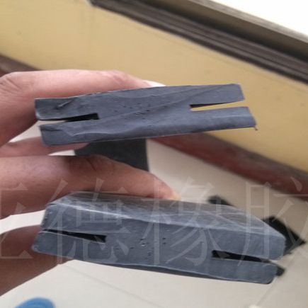 厂家机械密封条 密封件 车门玻璃挡水条