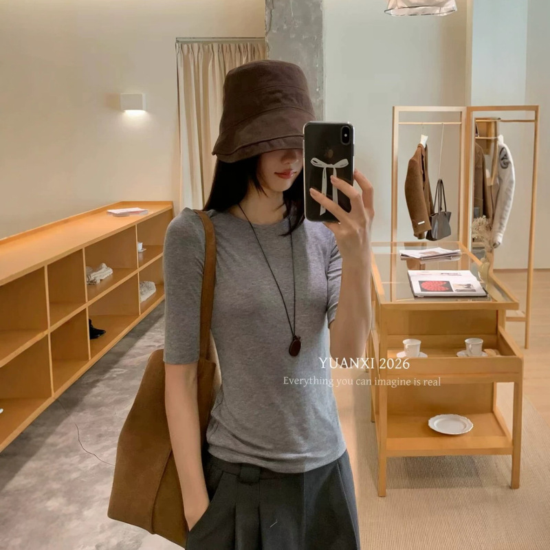 Available in over 810 colors, brushed mid-sleeve base layer, length 52 - for distributors only, no returns or exchanges Available in over 810 colors, brushed mid-sleeve base layer, length 52 - for distributors only, no returns or exchanges