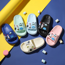 2025年夏季新款男女童拖鞋卡通可爱厚底防滑室内一字凉拖鞋