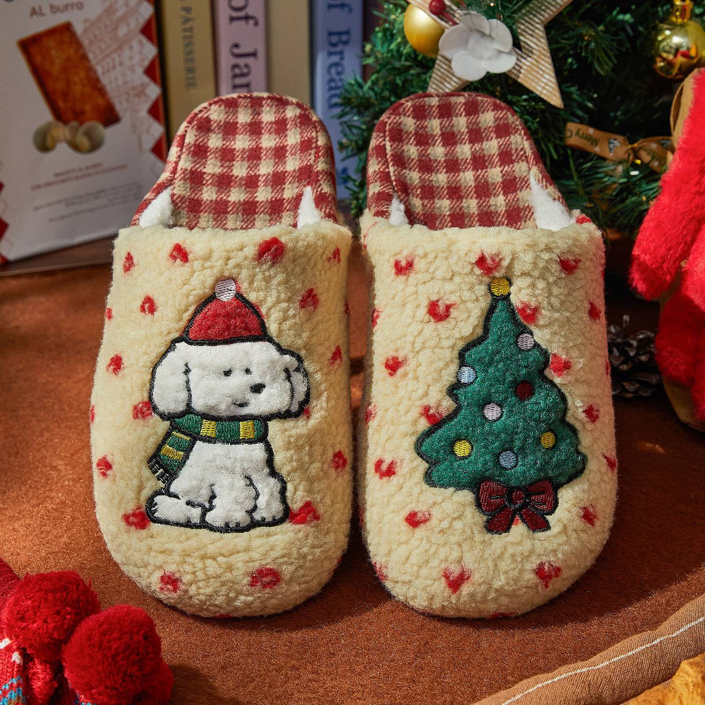 Amor de las hormigas de invierno nuevo dibujos animados lindo perro lindo interesante árbol de Navidad peluche pareja zapatillas de algodón para hombres y mujeres