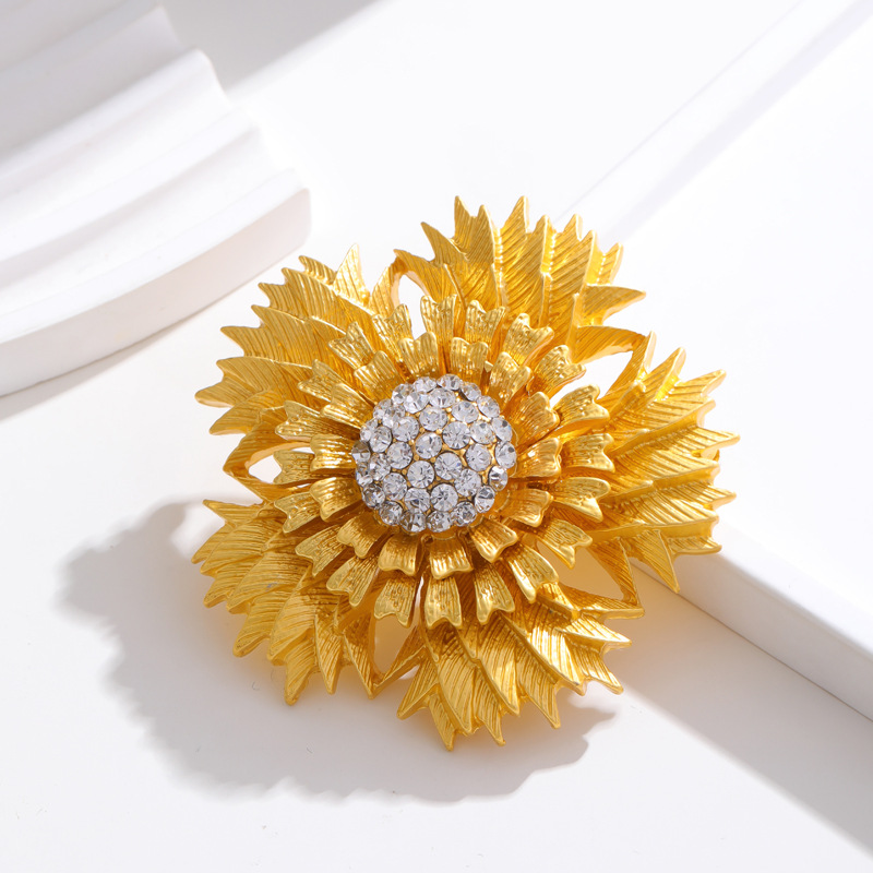 Plating Design Pastoral, Simple Style Style Pastoral Simple Style Pin Flower Zinc Alloy Plating Unisex Brooches