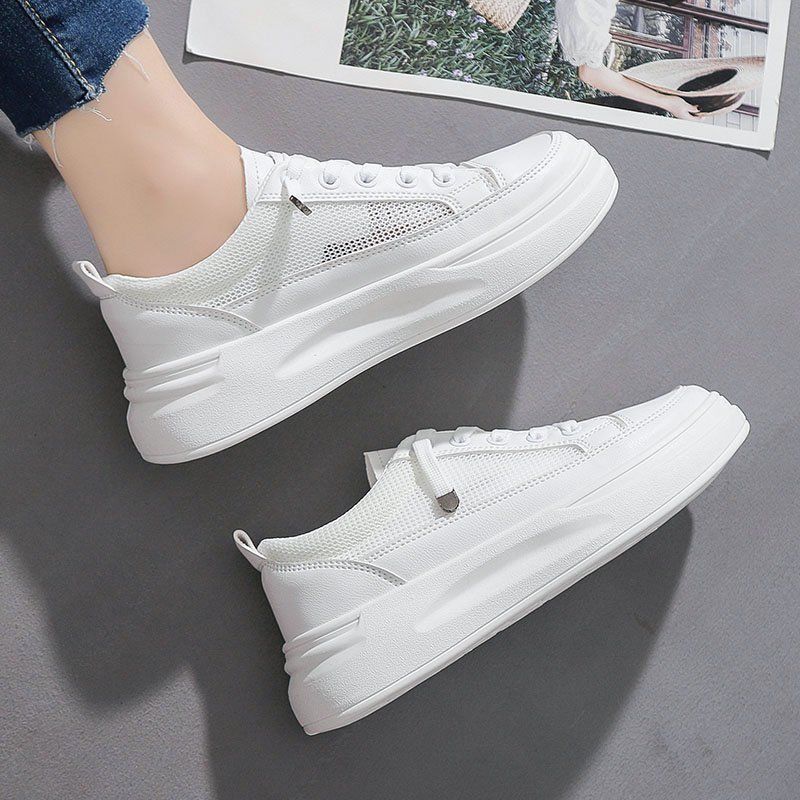 Pequeños zapatos blancos para mujeres 2025, nuevos zapatos de skate de primavera, zapatos de suela gruesa, zapatos deportivos casuales de moda