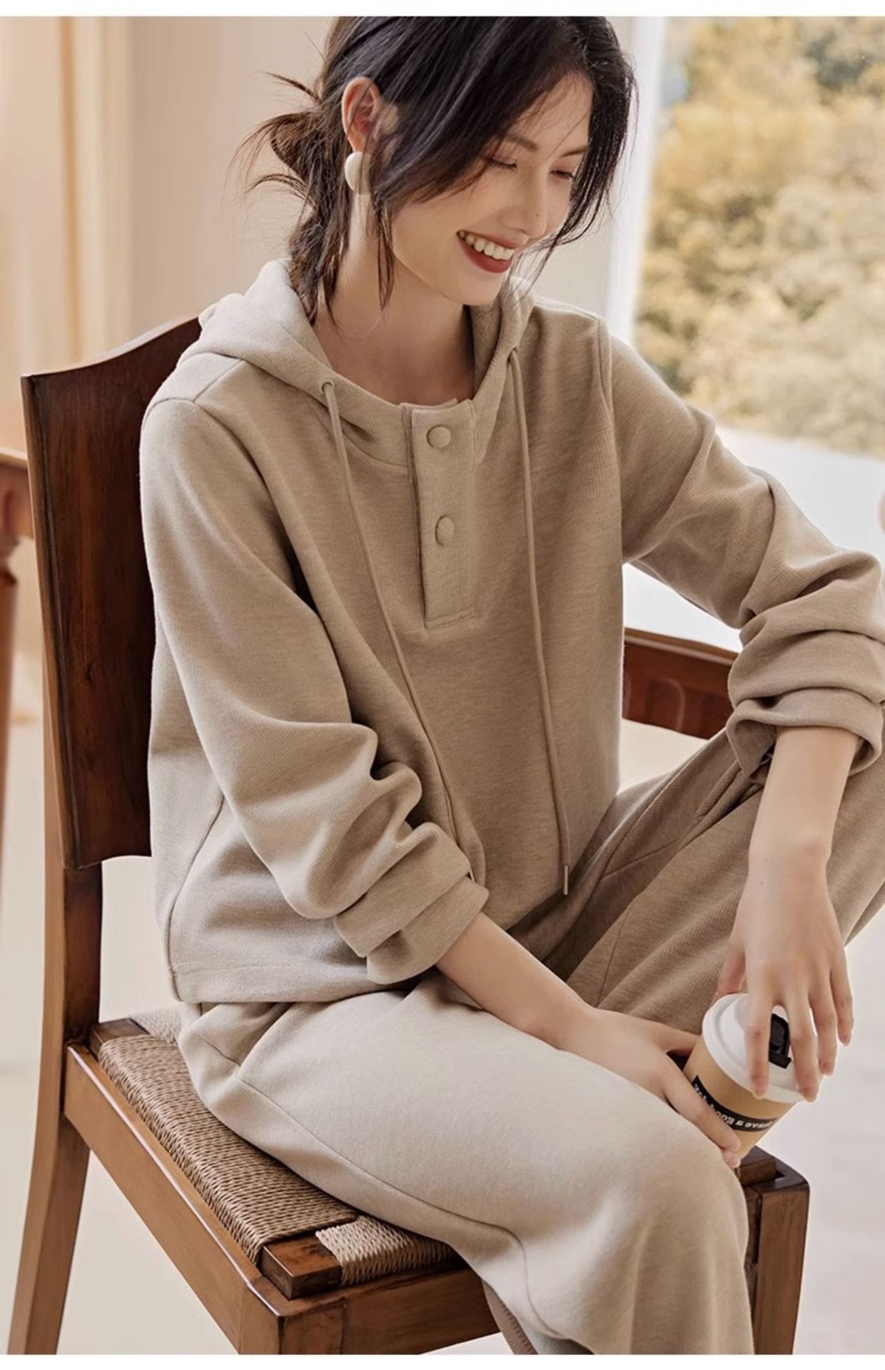Vêtements pour femmes Maillard porte un costume de style paresseux pour femmes 2024 automne nouvelle mode pull fin à capuche costume deux pièces pour femmes_voghion.com