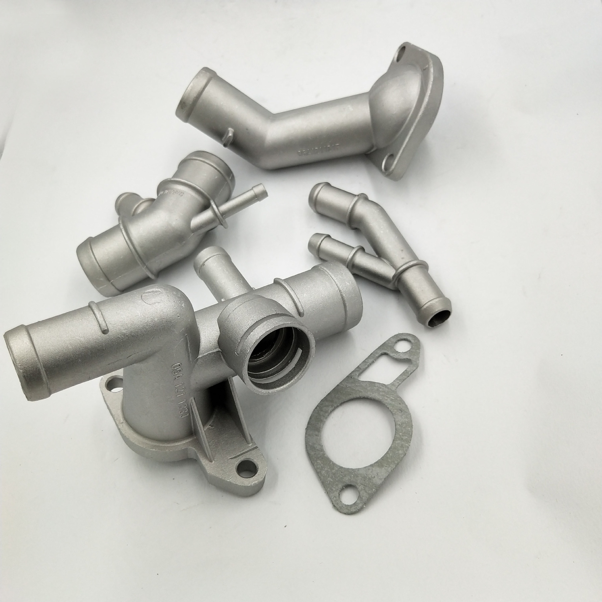 ����ˮͨˮ�� ������ˮ��1J0121087C 1J0121087E 06A121133J