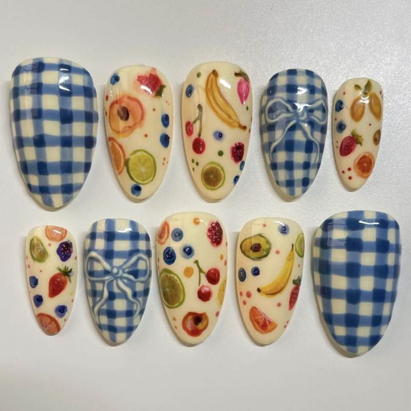 Spring and summer fruit foreign trade short almond nail nail nail nail piece blue and white contrast color plaid pattern wear nail fake nail wholesale Spring and summer fruit foreign trade short almond nail nail nail nail piece blue and white contrast color plaid pattern wear nail fake nail wholesale