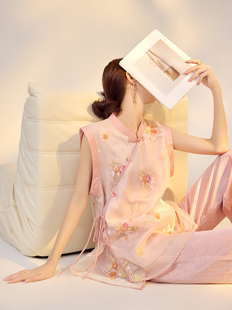 Áo vest lụa thêu hoa dành cho nữ — Màu hồng