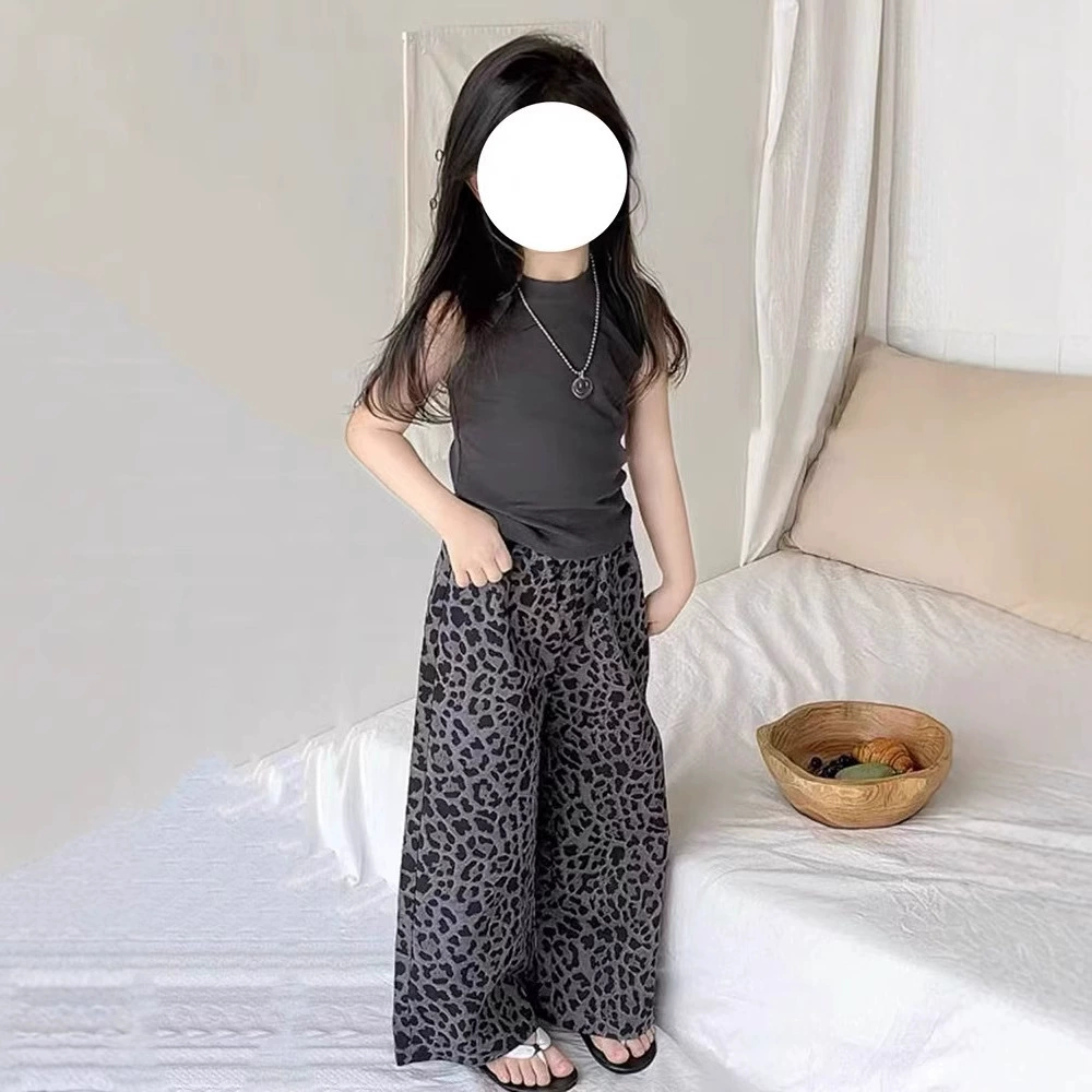 Детская одежда 2025 летний новый стиль для девочек темно-серый короткий узкий жилет для девочек ребенок свободный леопардовый принт прямой набор