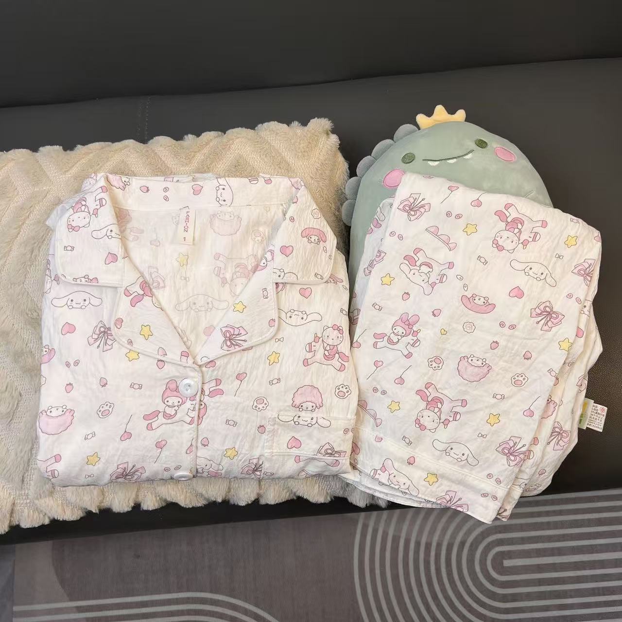 Al por mayor transfronterizo cien pijamas de verano mujeres 2025 nuevas nubes de algodón pantalones de manga larga dibujos animados lindos ropa para el hogar