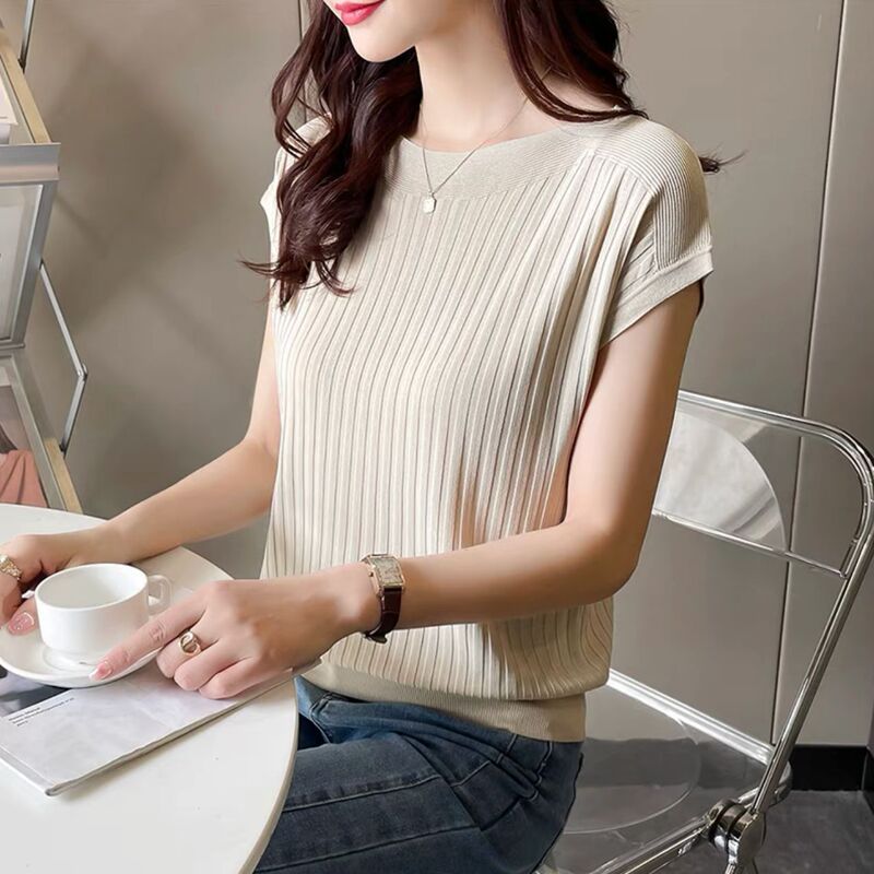 2025 Summer New Quzhu Knitted Sweater Women's Loose Grey Top Round Neck Lightweight Elegant Flying Sleeve T-Shirt Small Shirt
