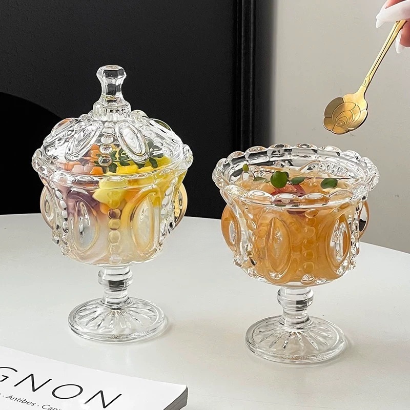 Niche medieval con cubierta de postre tazón de estilo palacio emblema taza de helado taza de vidrio de alto valor facial tazón de agua de azúcar tazón de yogur